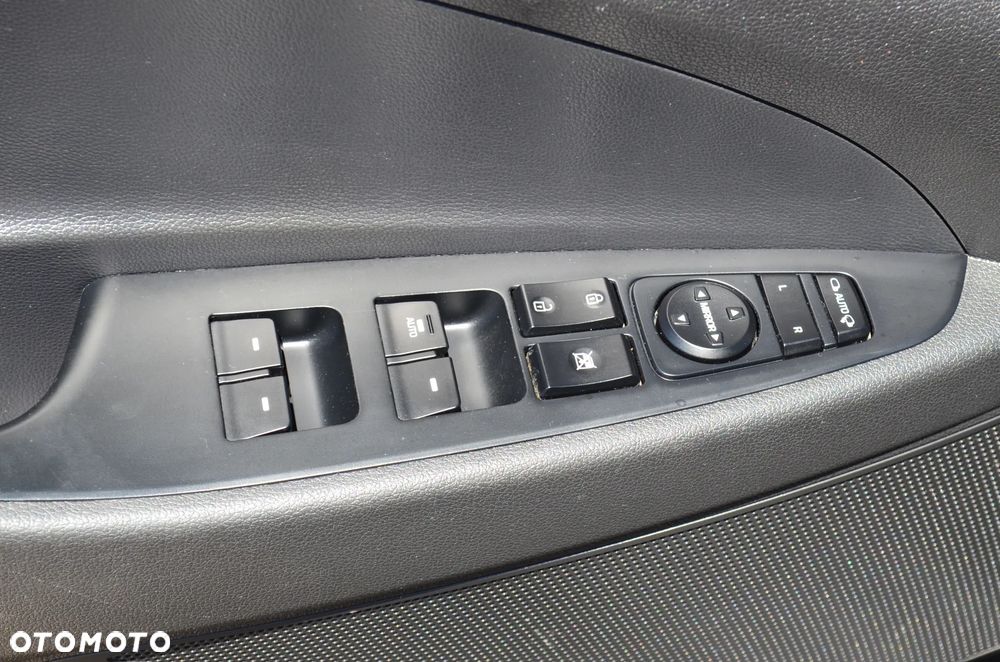 Hyundai Tucson blue 1.6 GDi 2WD Navi - 20