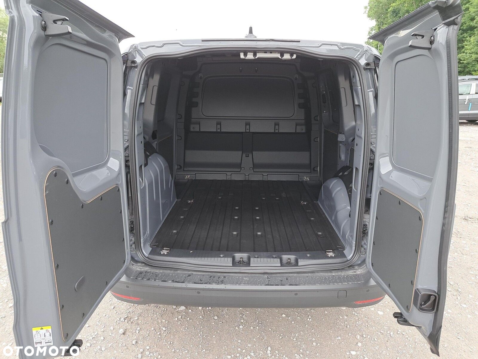 Volkswagen Caddy - 17