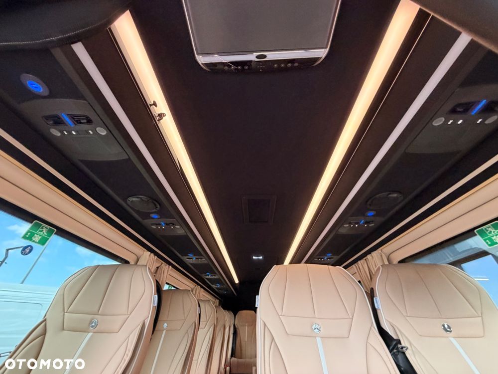 Mercedes-Benz Sprinter 519 - 29