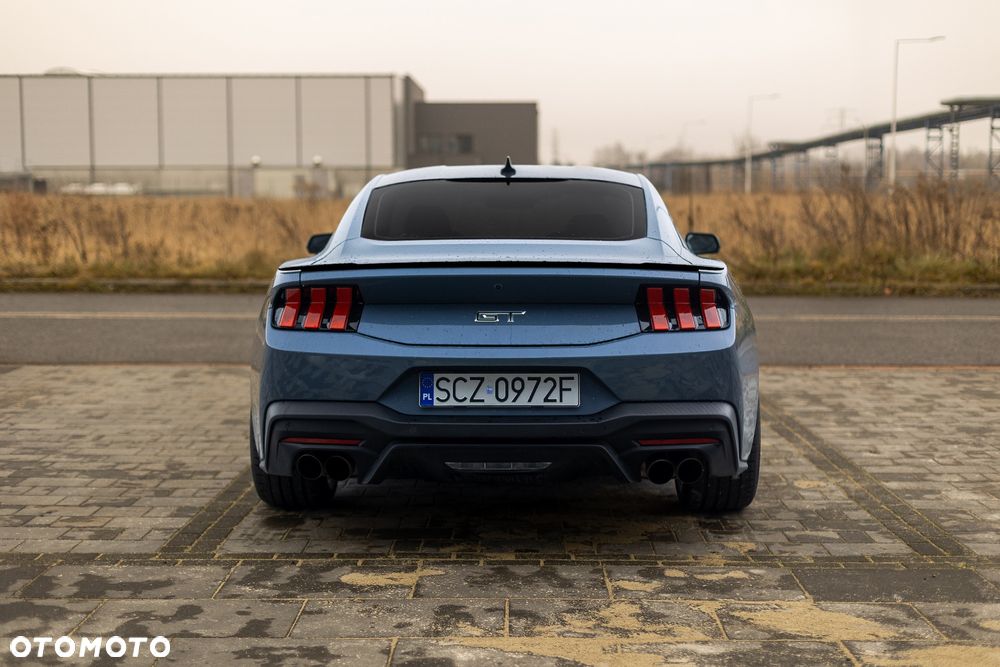 Ford Mustang 5.0 V8 GT - 6