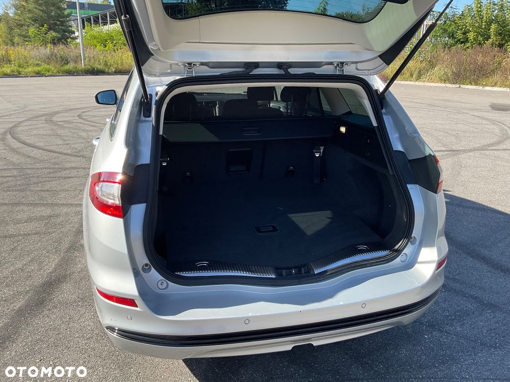 Ford Mondeo SW 2.0 TDCi Titanium PowerShift - 6