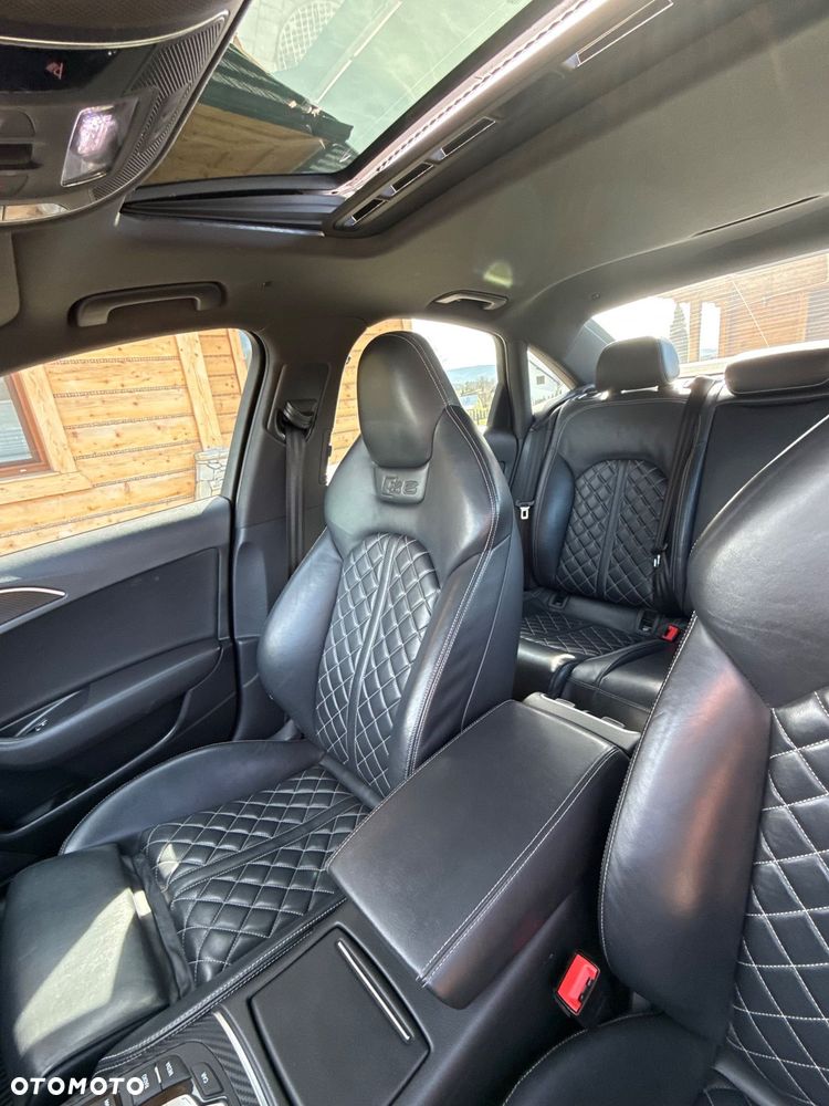 Audi S6 Limousine - 13