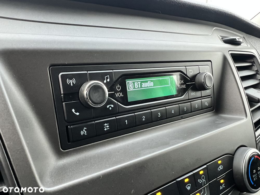 Ford Transit Custom - 16
