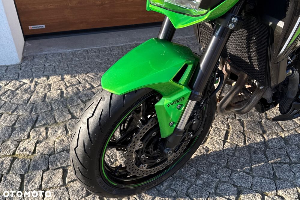 Kawasaki Z 900 - 20