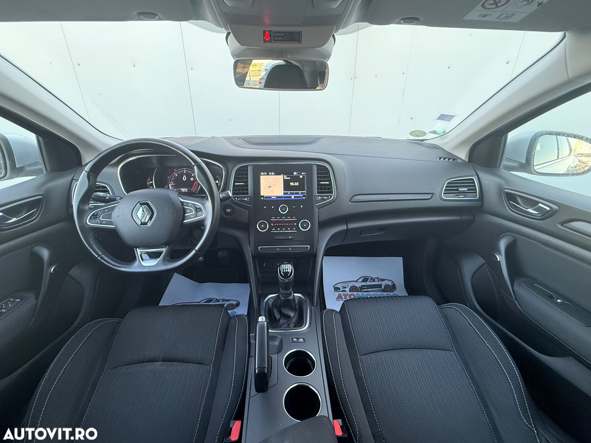 Renault Megane Energy dCi Intens - 9