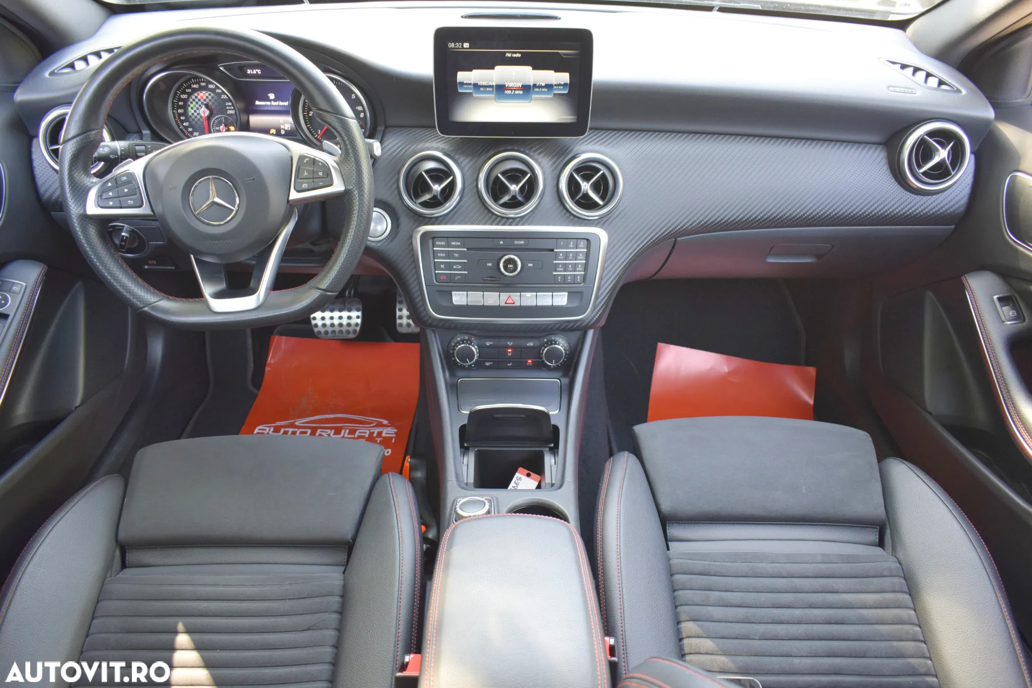 Mercedes-Benz A - 16