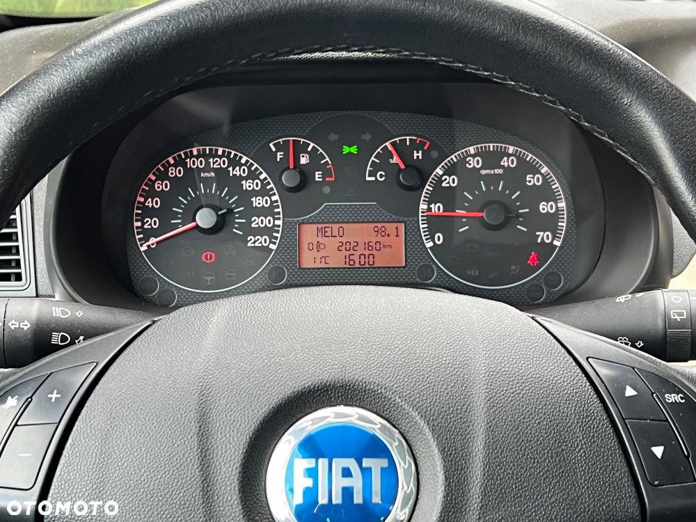 Fiat Grande Punto 1.4 8V Emotion - 17