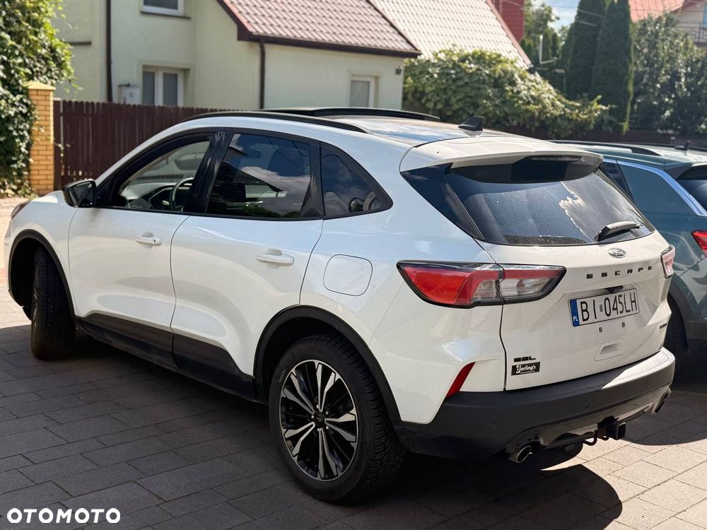 Ford Escape - 8