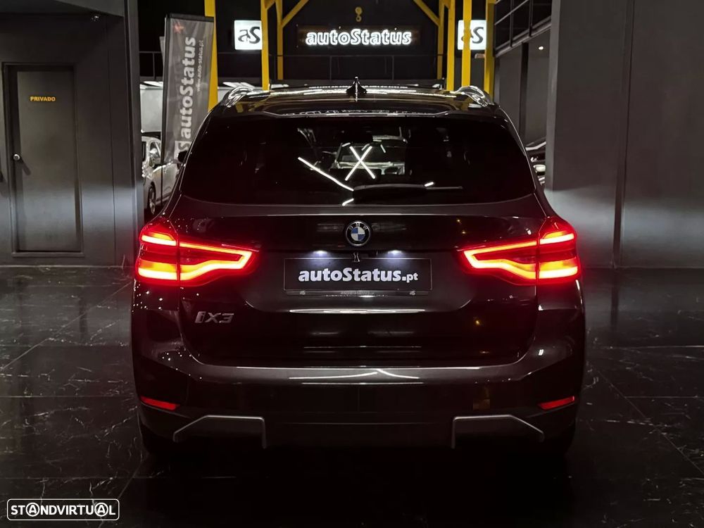 BMW iX3 Inspiring - 12