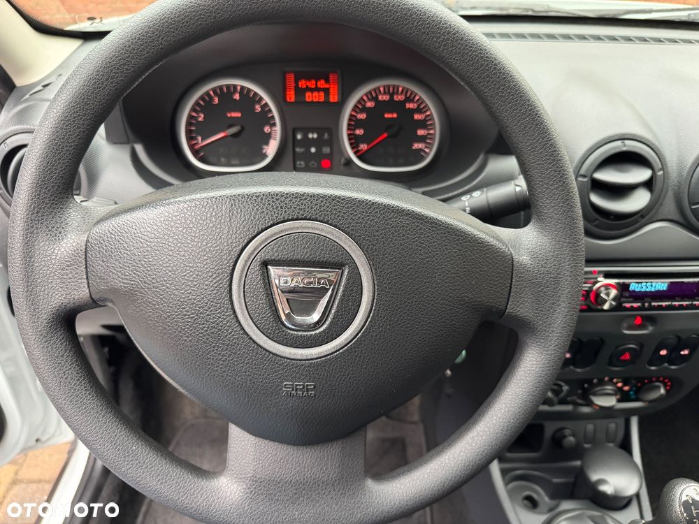 Dacia Duster 1.6 16V 4x2 - 22