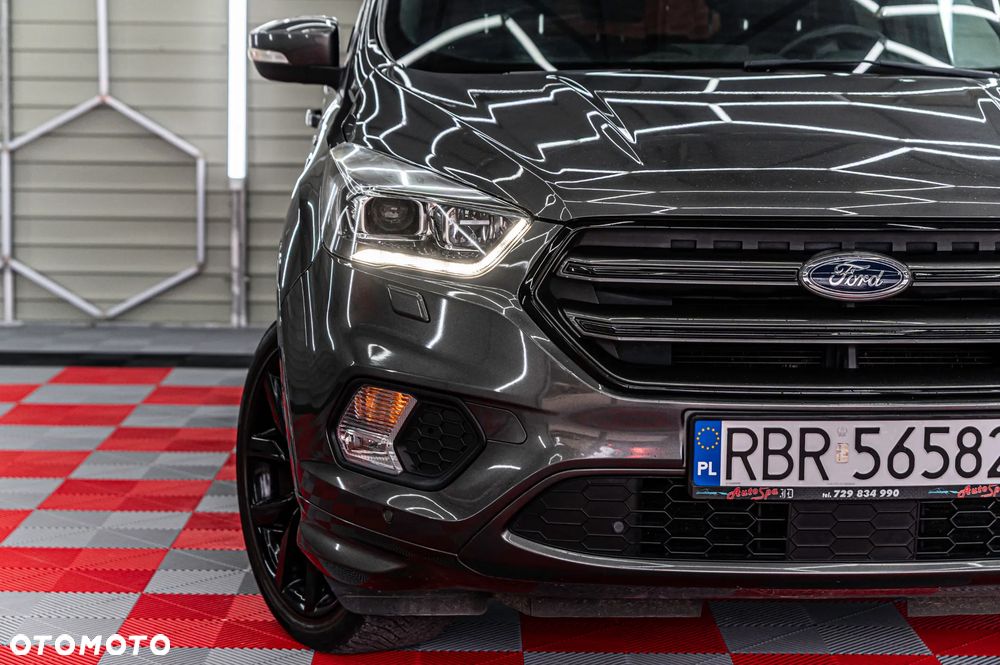 Ford Kuga 1.5 EcoBoost 2x4 ST-Line - 13