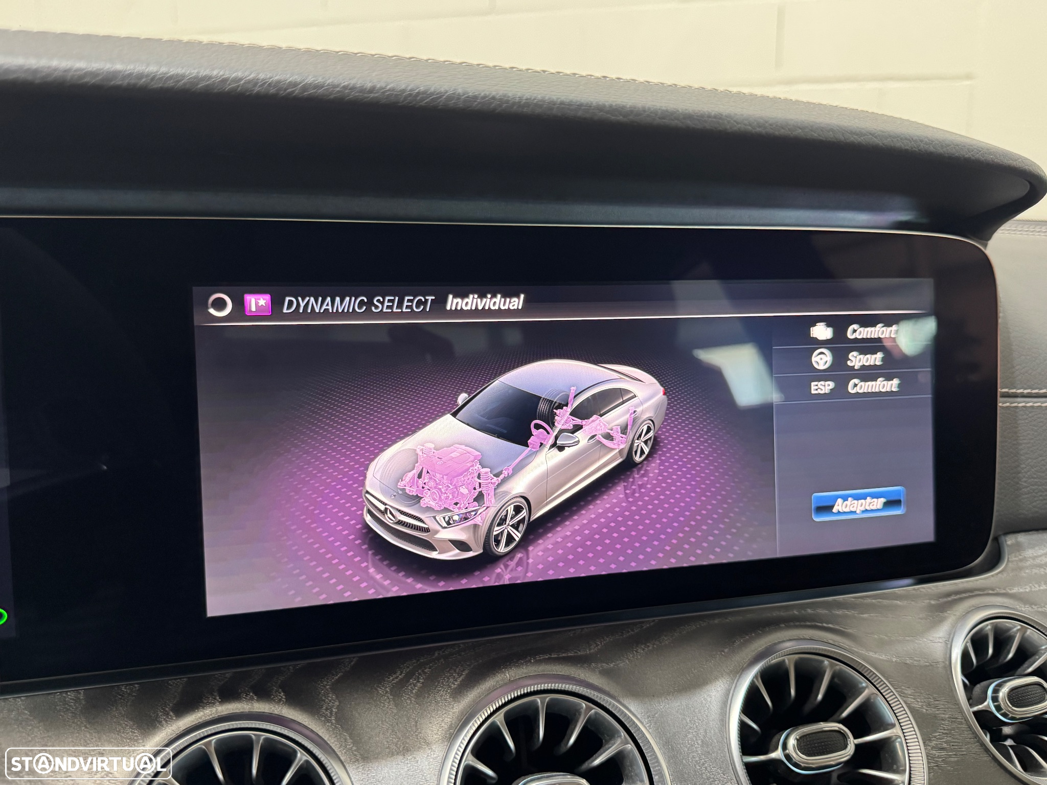 Mercedes-Benz CLS 300 d - 37