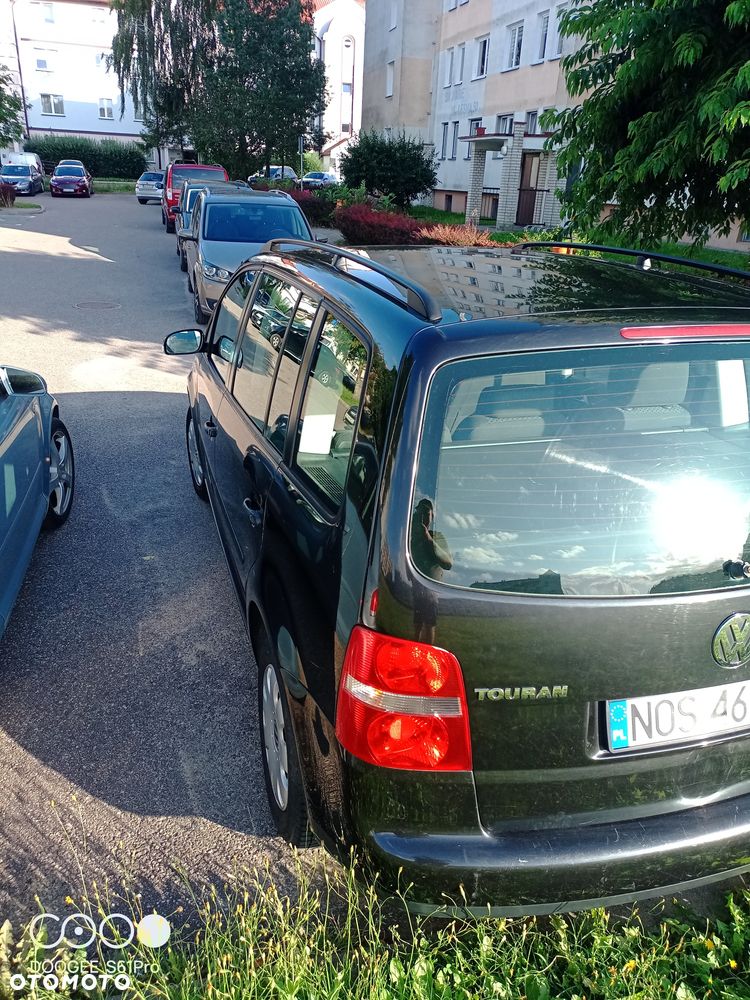 Volkswagen Touran - 7