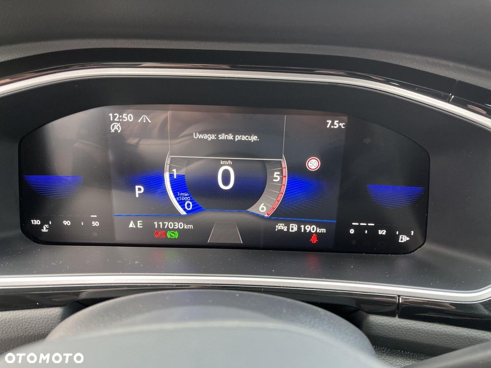 Volkswagen T-Roc - 14