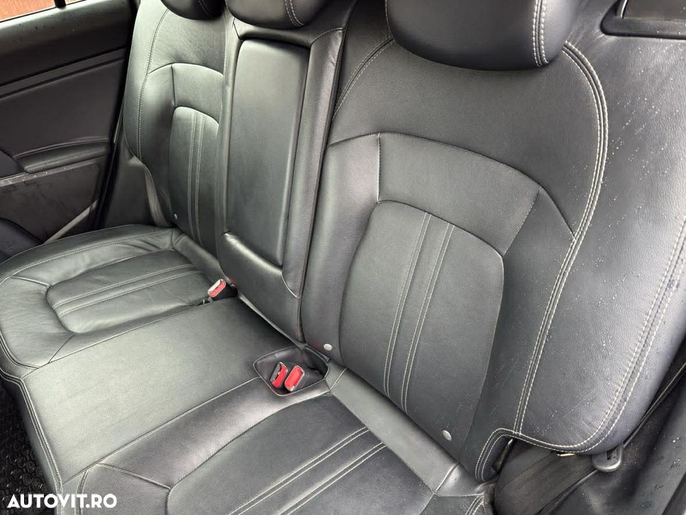 Kia Sportage - 12