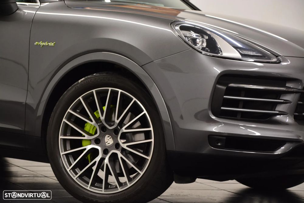 Porsche Cayenne E-Hybrid - 16