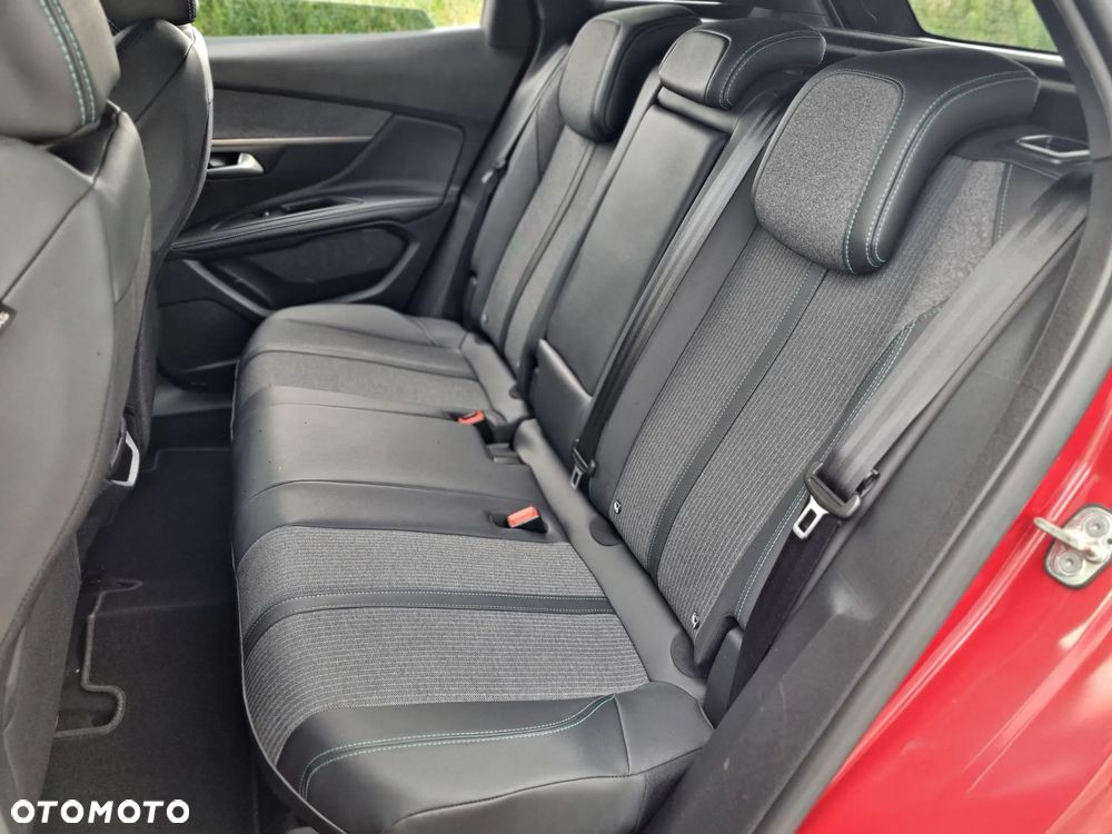 Peugeot 3008 BlueHDi 130 Stop & Start EAT8 Allure Business-Paket - 28