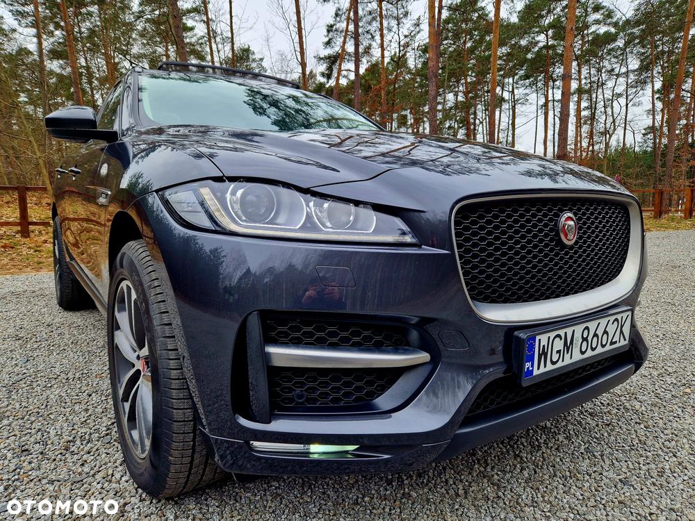 Jaguar F-Pace 2.0 i4D RWD R-Sport - 2