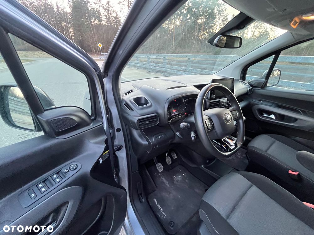 Toyota Proace City Verso Long 1.5 D-4D Business - 20