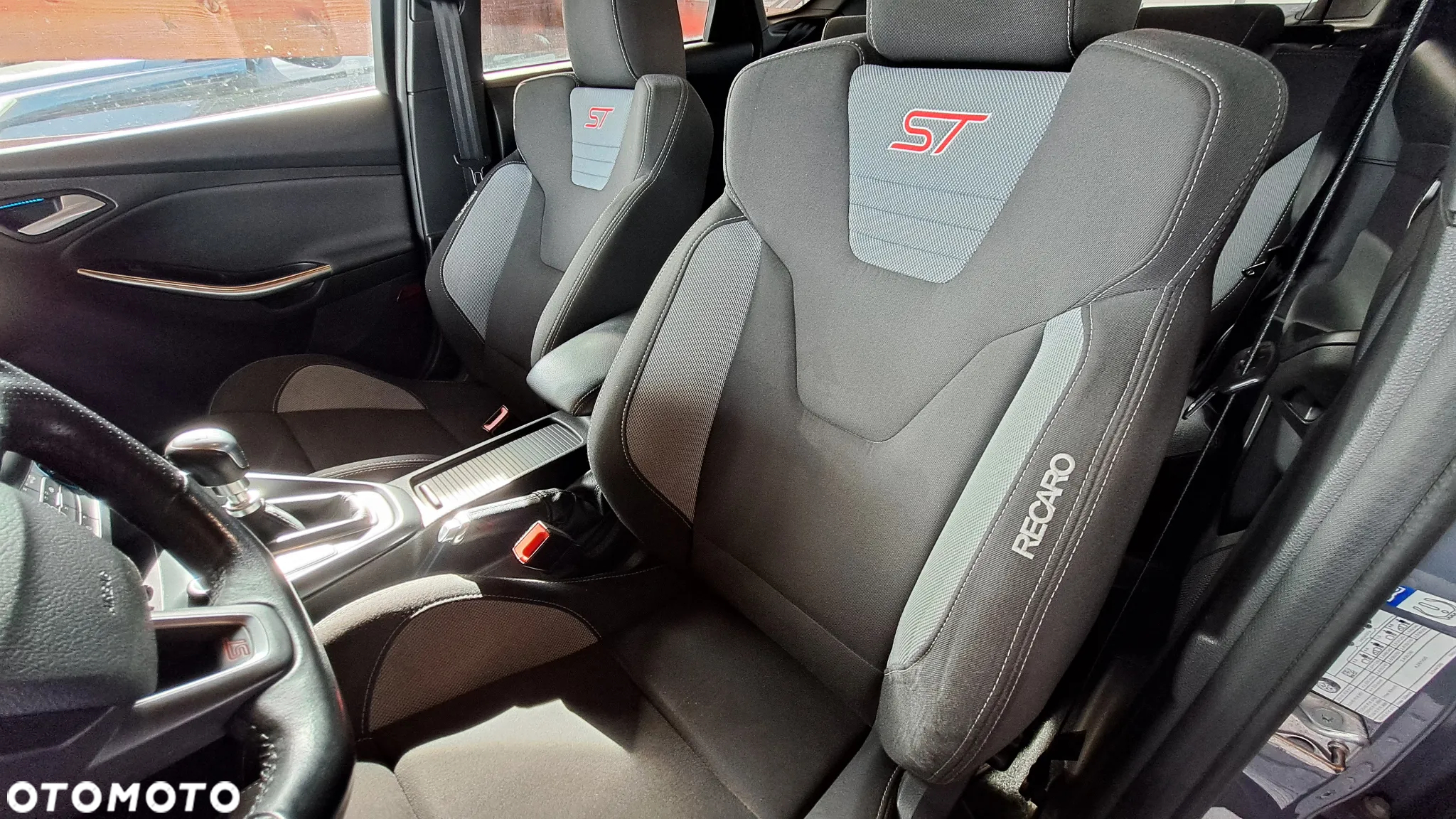 Ford Focus 2.0 TDCi ST - 12