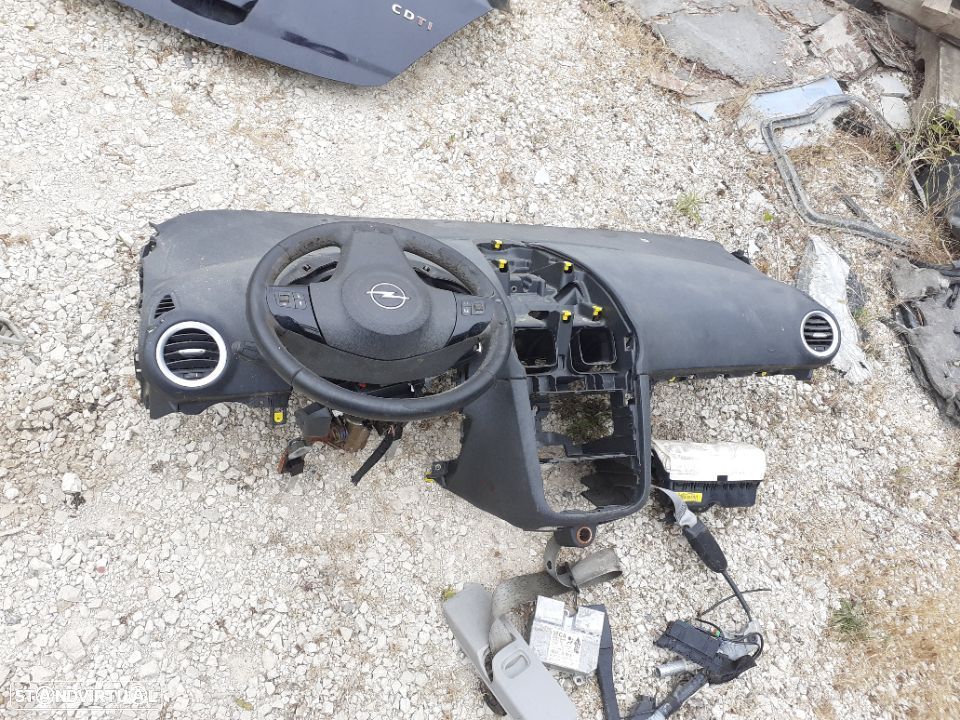 Opel corsa d para peças ler descriçao do anuncio - 15