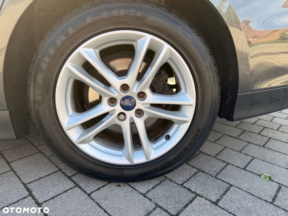 Ford Mondeo - 24