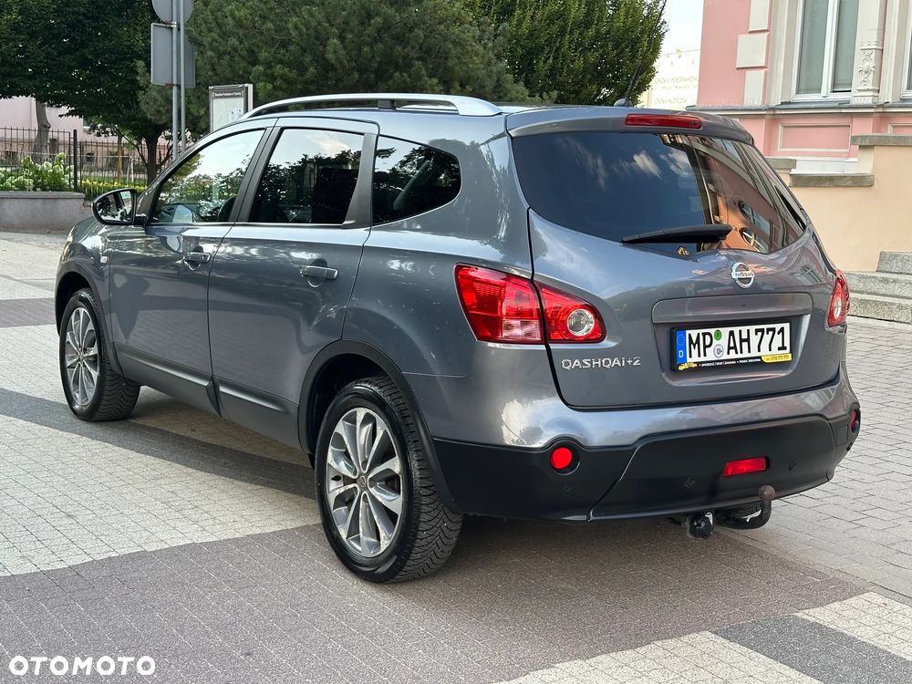 Nissan Qashqai+2 2.0 Tekna Premium - 4