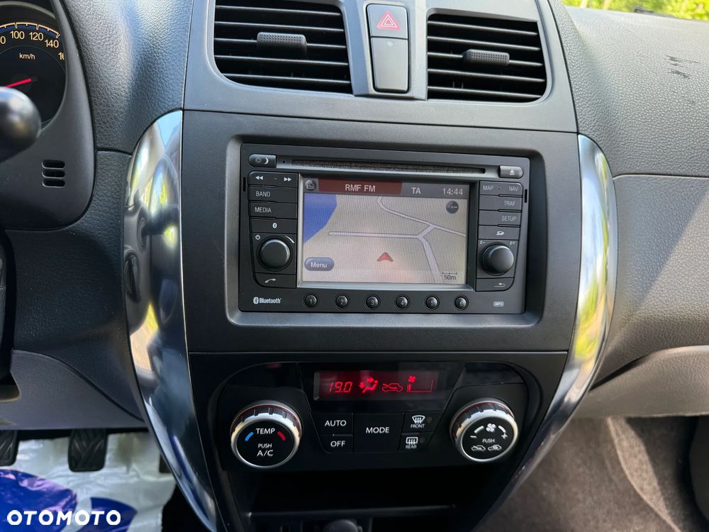Suzuki SX4 - 29