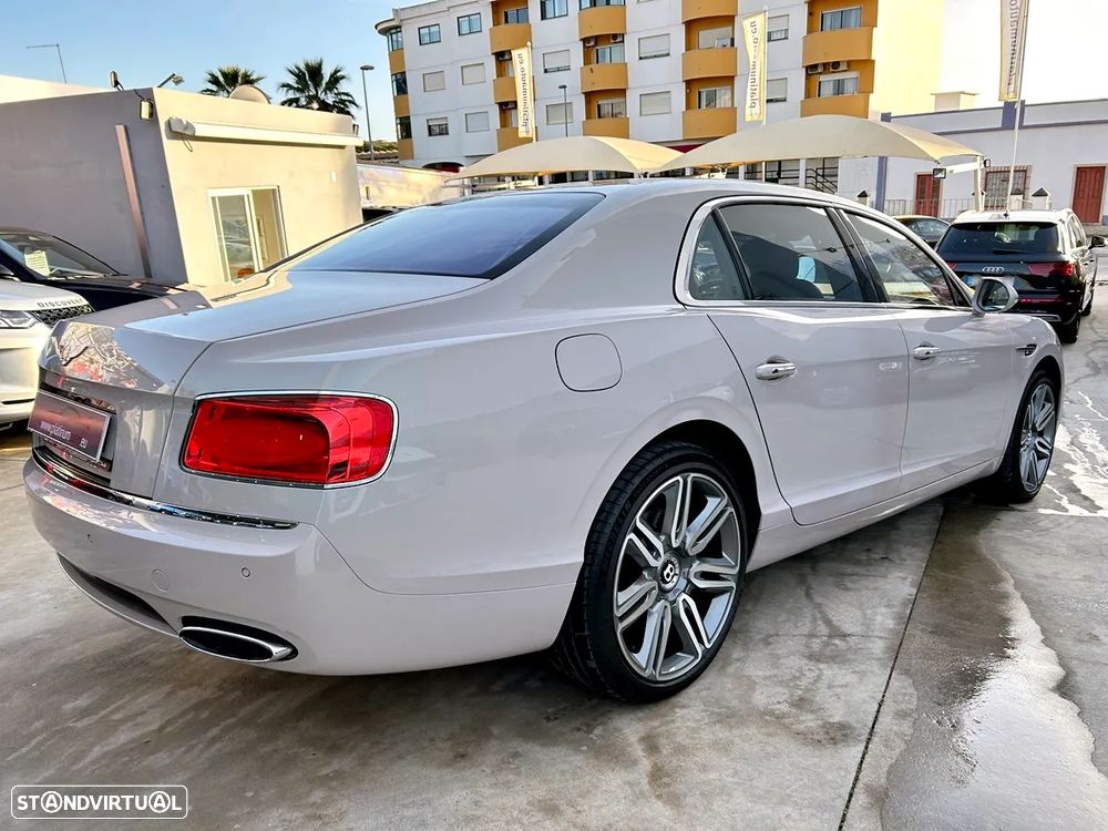 Bentley Continental Flying Spur - 3