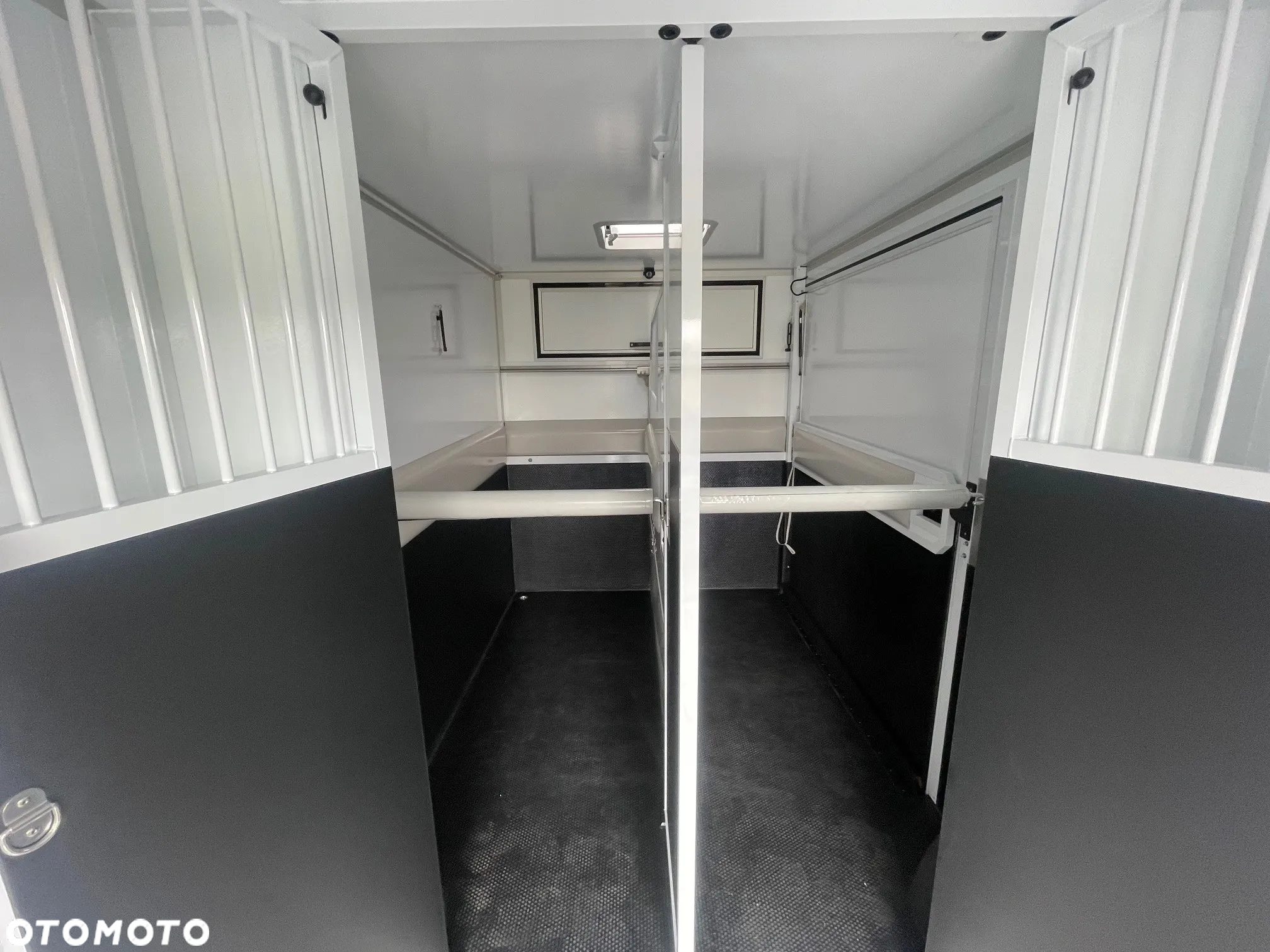 Toyota Proace MAX - 37