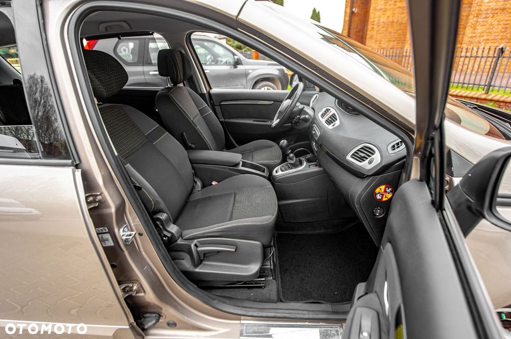 Renault Grand Scenic TCe 130 Luxe - 21