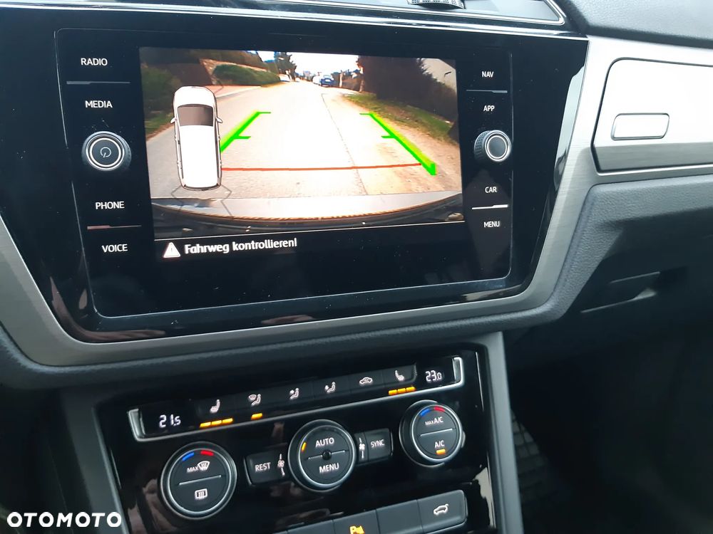 Volkswagen Touran 2.0 TDI SCR (BlueMotion Technology) DSG Highline - 15