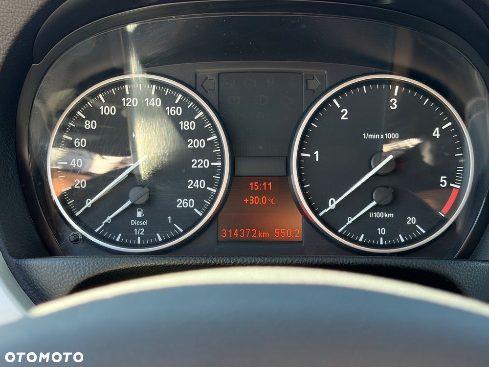 BMW Seria 3 318d DPF Edition Lifestyle - 22