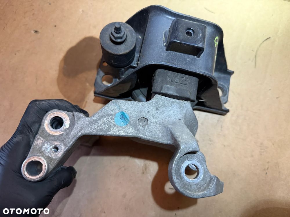 Poduszka łapa silnika Nissan Qashqai J10 2.0 benzyna - 4