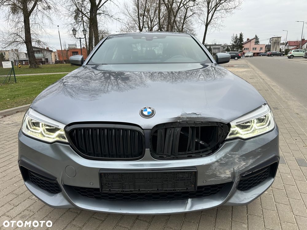 BMW Seria 5 530d xDrive Sport Line - 18