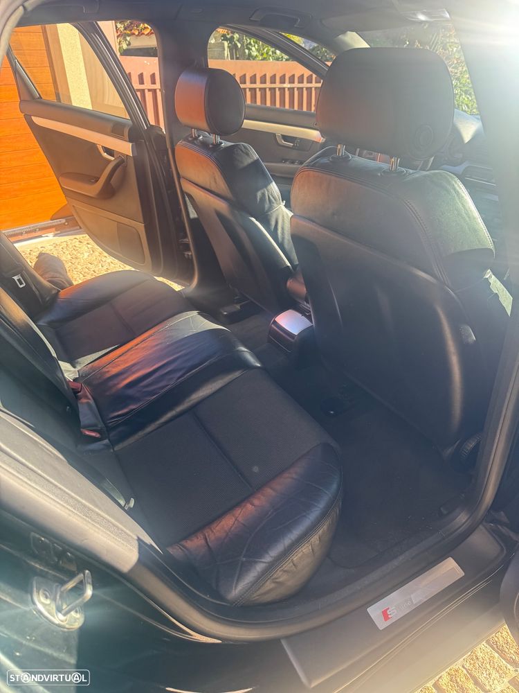 Audi A4 2.0 TDI S-line - 6