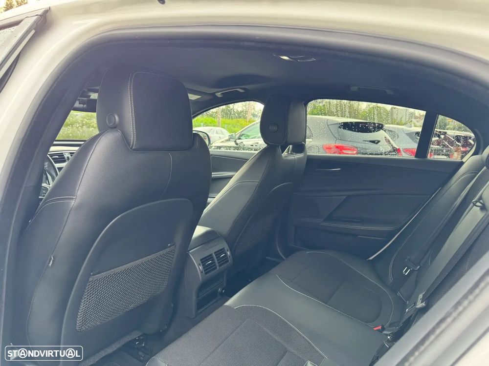 Jaguar XE 20d Aut. R-Sport - 29