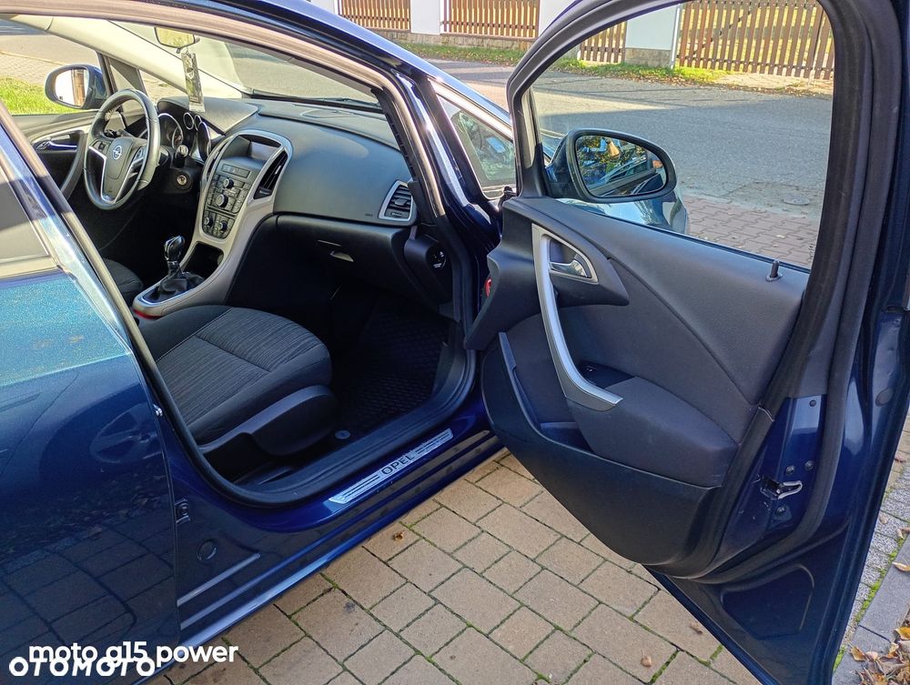 Opel Astra IV 1.6 Essentia - 9