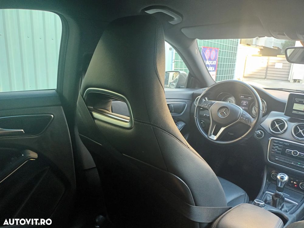 Mercedes-Benz CLA 180 - 14