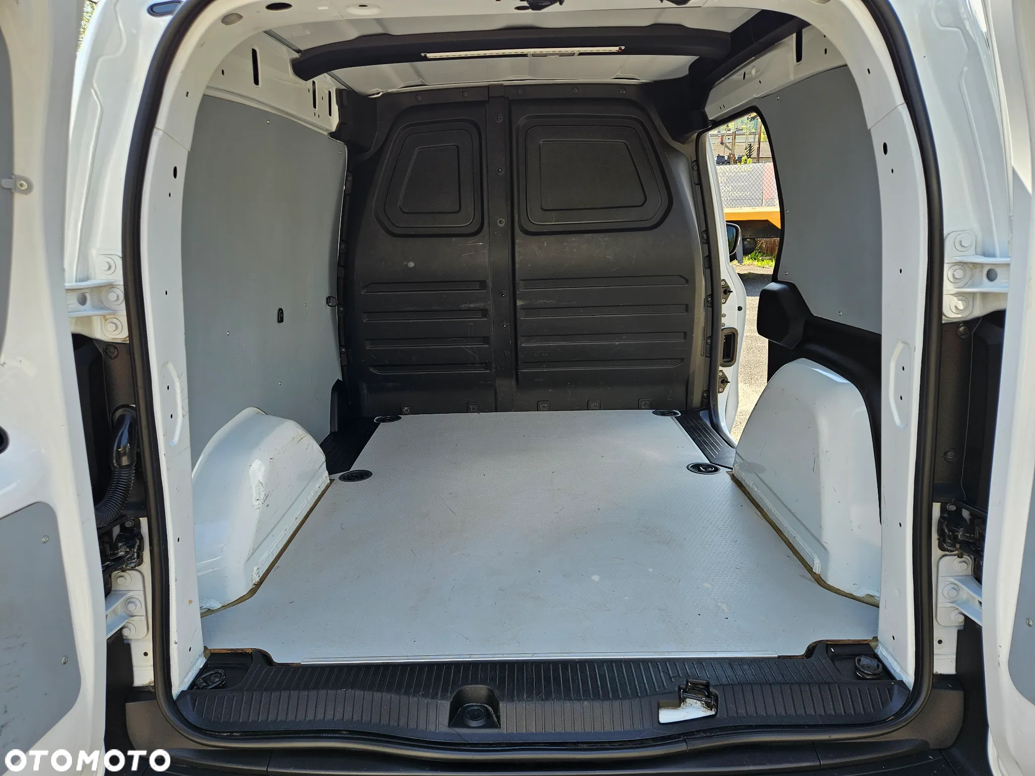 Mercedes-Benz Citan 110 rok 2022 diesel klima ele. fotele 3-osobowy cięzarowy vat1 kamera asystent - 20