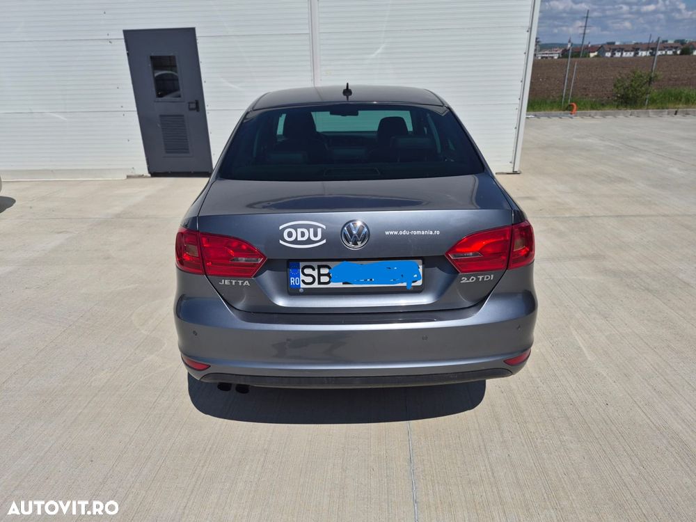Volkswagen Jetta 1.6 TDI DPF Comfortline DSG - 2