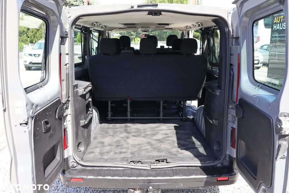 Renault Trafic Grand 1.6 dCi - 15