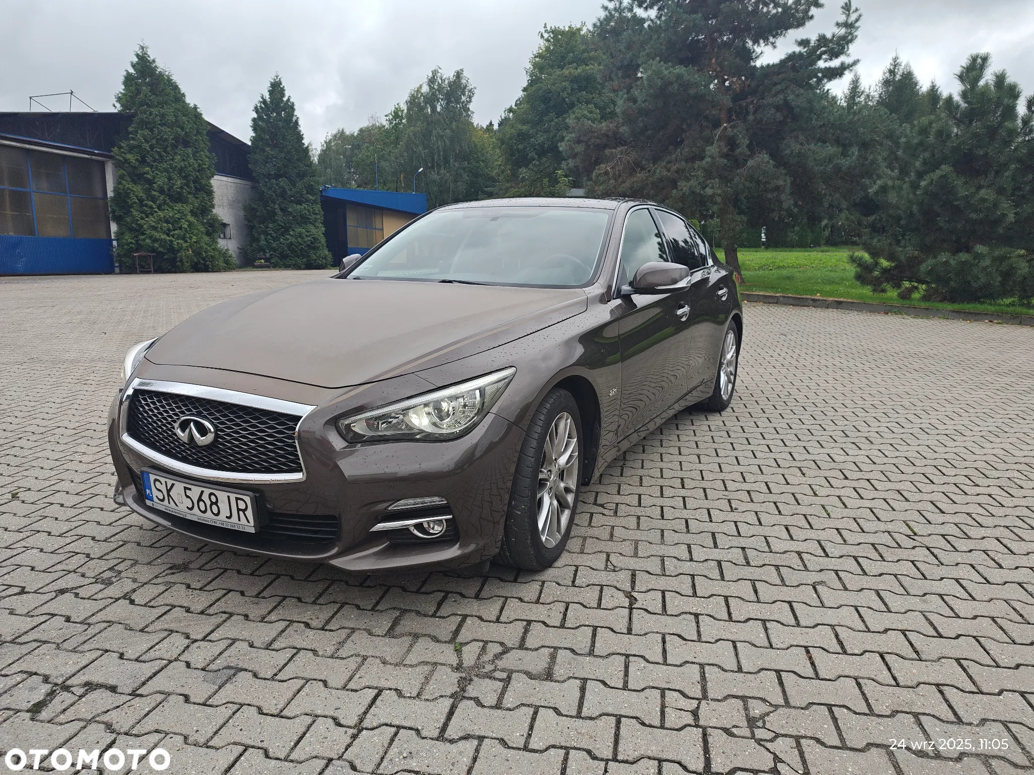 Infiniti Q50 2.2d - 13