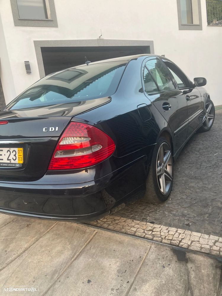 Mercedes-Benz E 220 CDi Executive II Aut. - 2