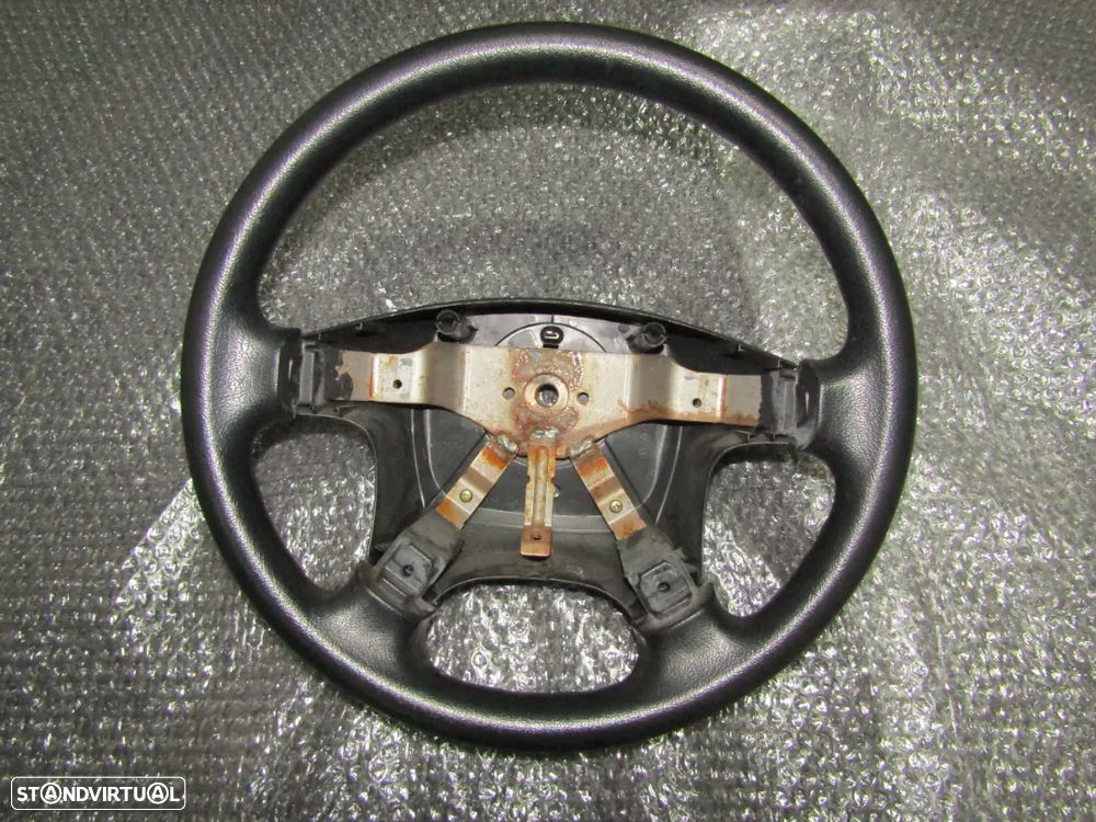 Volante OPEL FRONTERA ano 1996 em bom estado - 1