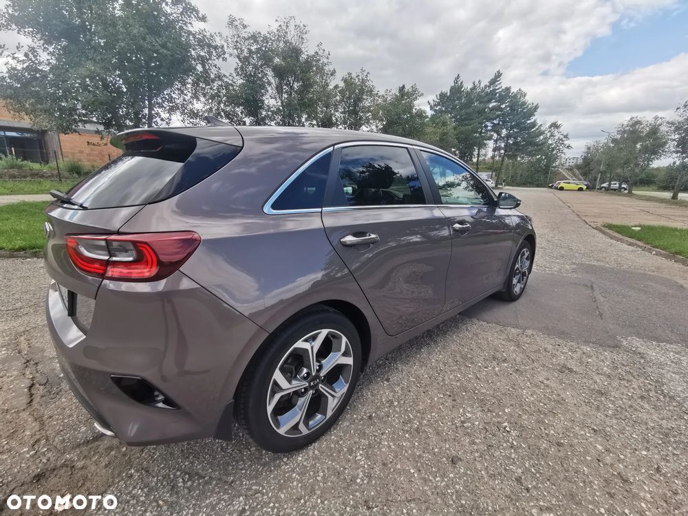 Kia Ceed 1.4 L - 7