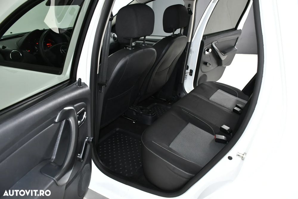 Dacia Duster 1.5 dCi 4x4 Laureate - 6