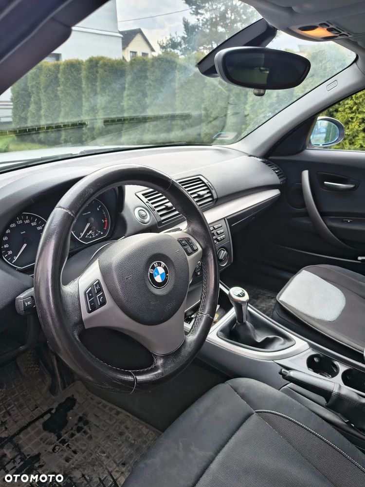 BMW Seria 1 118d - 8