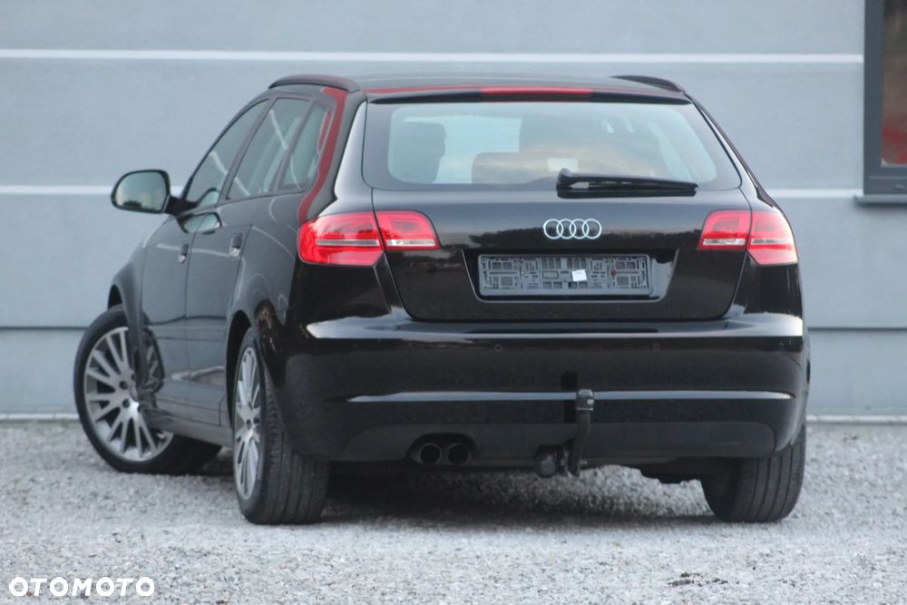 Audi A3 Sportback - 13