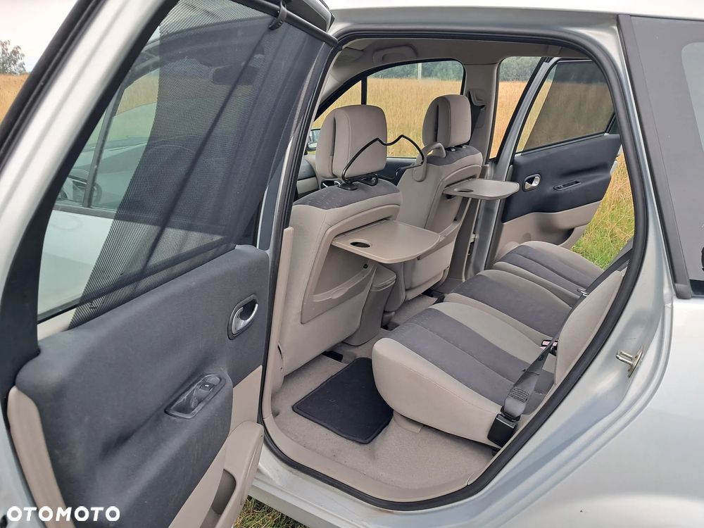 Renault Scenic 1.6 Confort Privilege - 8